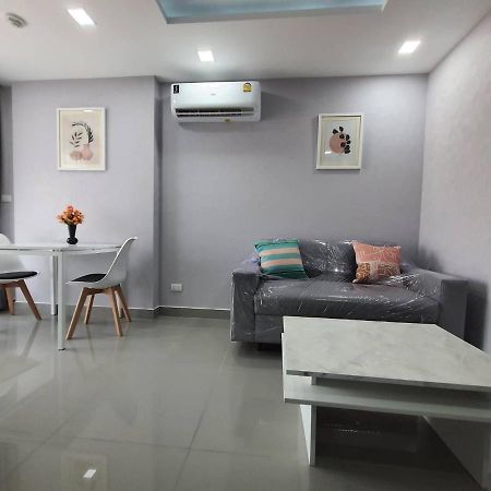 Siam Oriental Star At Pratumnak Soi 6 By Daisy Pattaya Apartment Екстериор снимка